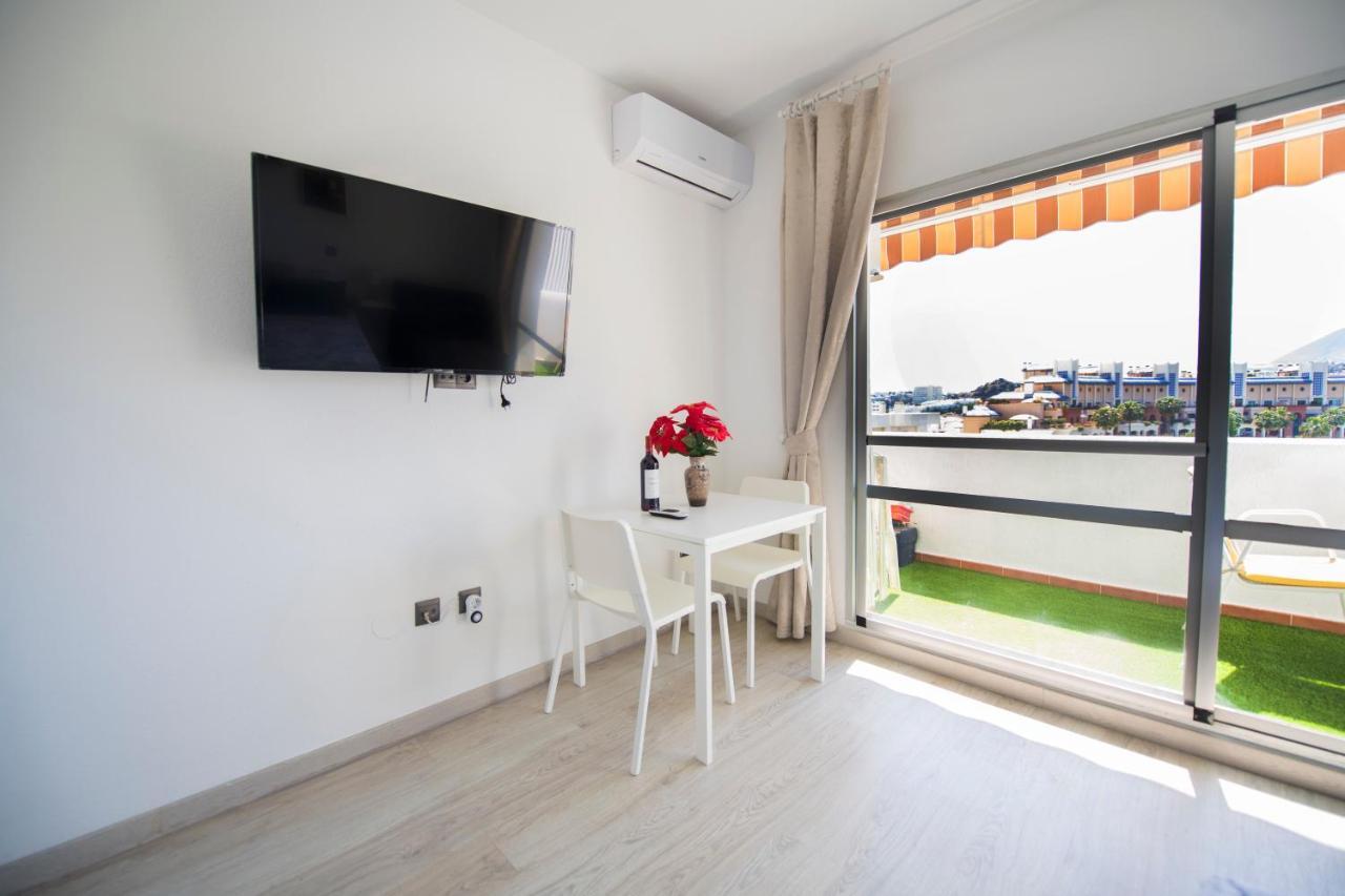 Benal Beach Sea Front Holiday Appartement *