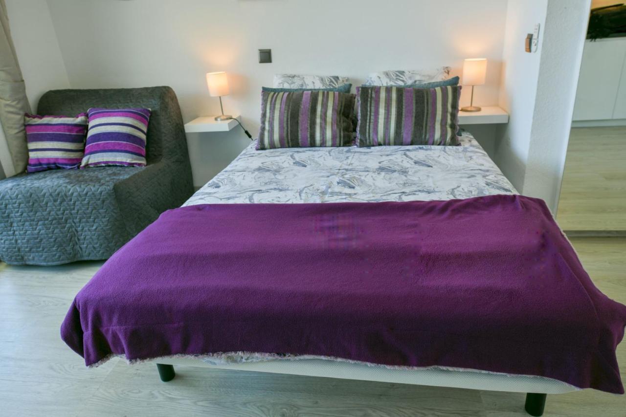 Appartement Benal Beach Sea Front Holiday *